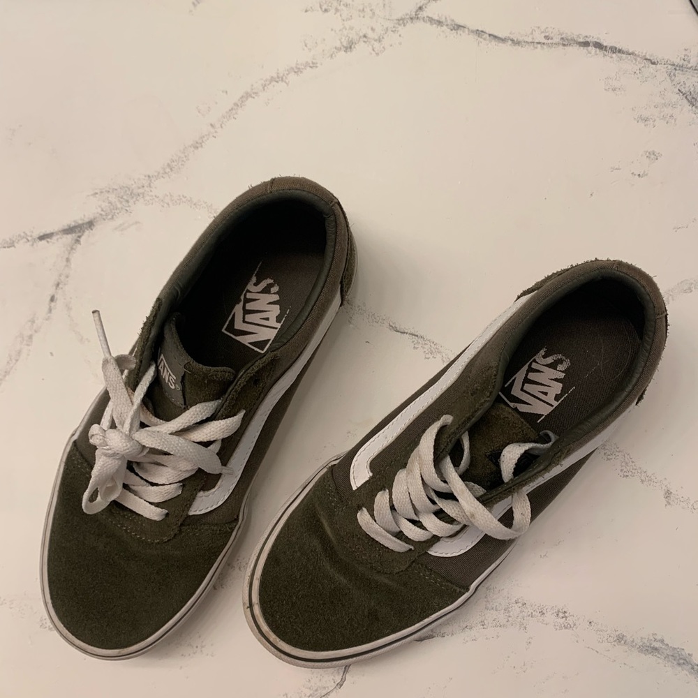 Womens Vans Off the Wall sneaker